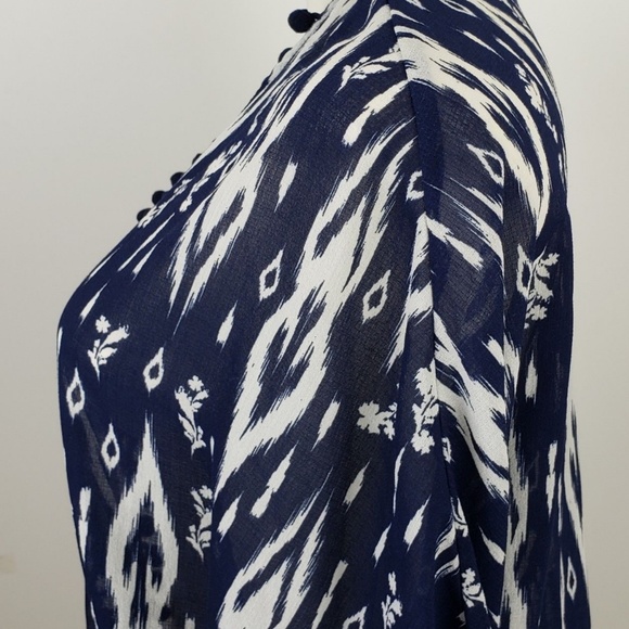 Xhilaration Top size XS Blue Floral Open Front - Picture 3 of 7